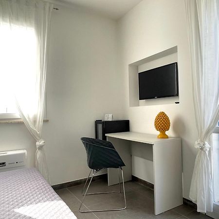 Cala Azzurra Macari Bed And Breakfast And Holidays House Extérieur photo