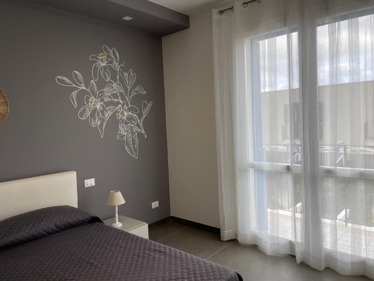 Cala Azzurra Macari Bed And Breakfast And Holidays House Extérieur photo