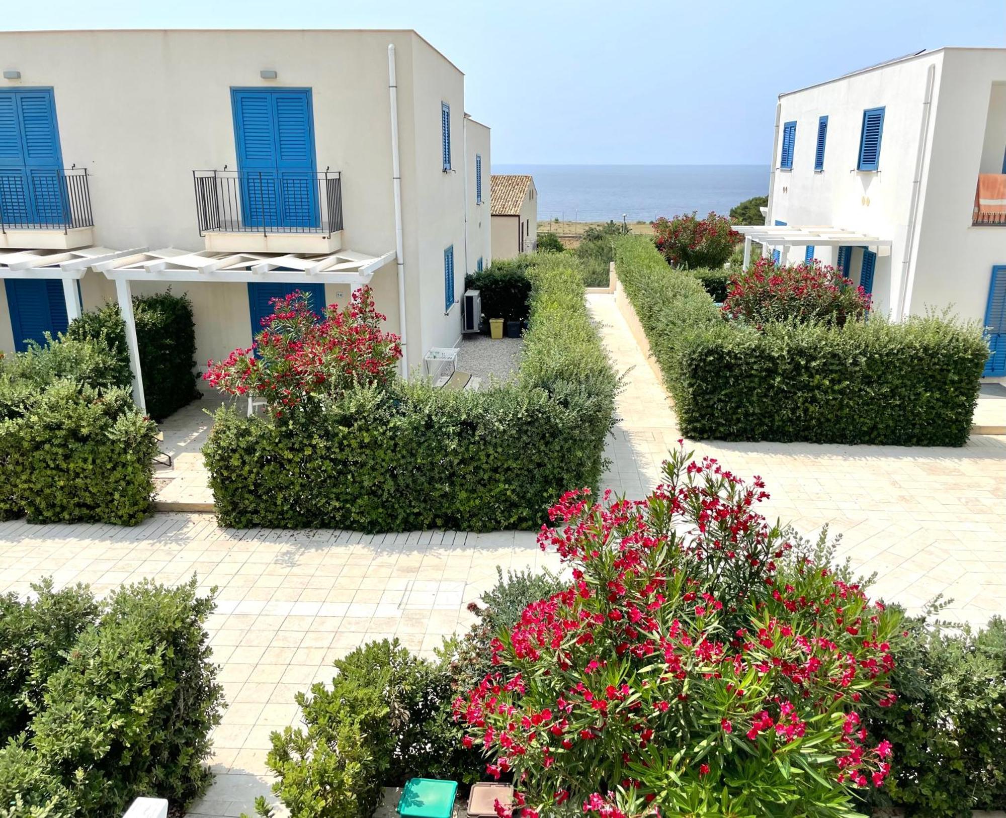 Cala Azzurra Macari Bed And Breakfast And Holidays House Extérieur photo