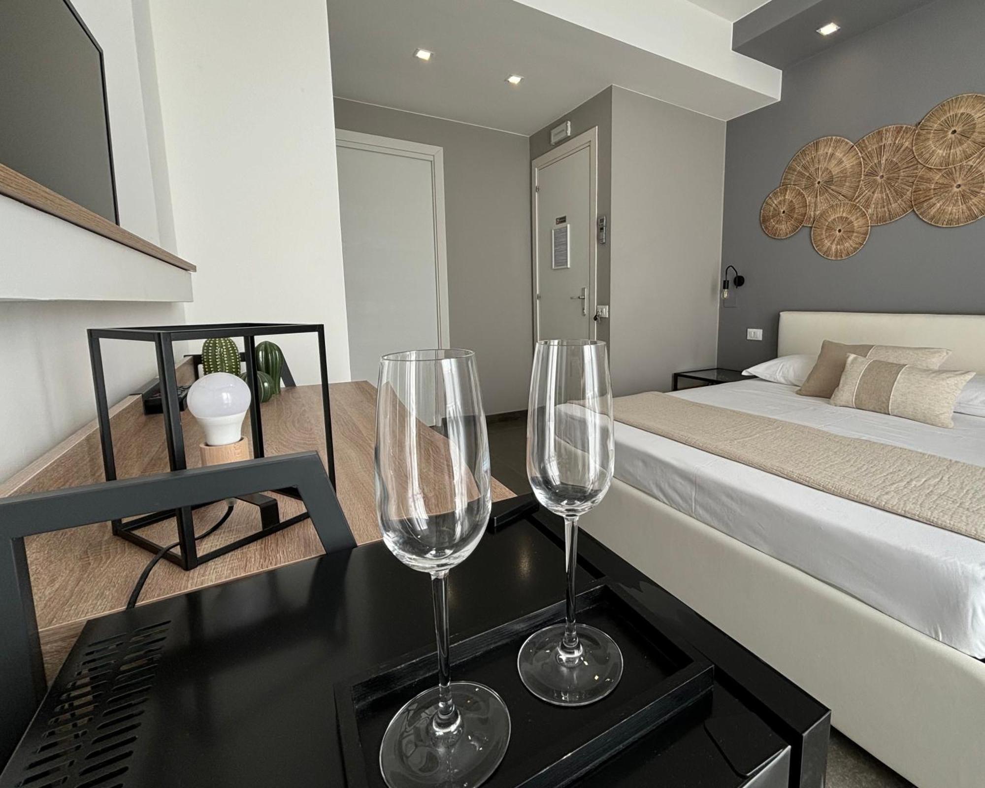 Cala Azzurra Macari Bed And Breakfast And Holidays House Extérieur photo